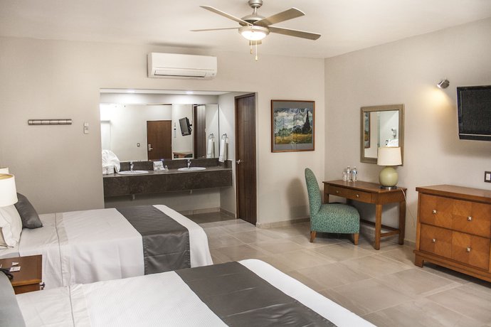 Imagen de la habitación del Hotel Maioris Navolato. Foto 12