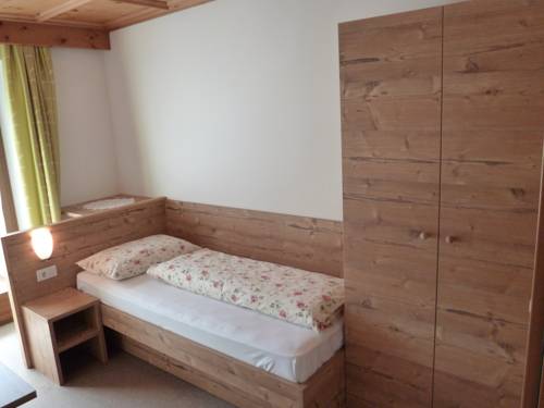 Imagen de la habitación del Hotel Mair. Foto 11