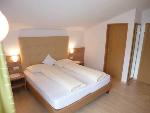 Imagen de la habitación del Hotel Mair. Foto 13