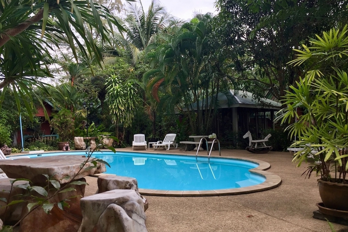 Imagen de la piscina del Hotel Mairood Resort. Foto 16