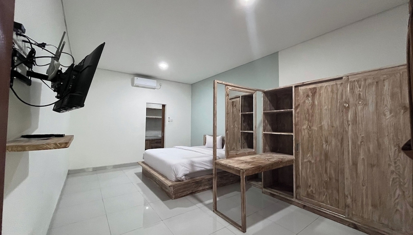 Imagen de la habitación del Hotel Maisaba Living Sibang Gede. Foto 2
