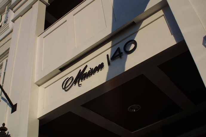 Imagen de los exteriores del Hotel Maison 140. Foto 6