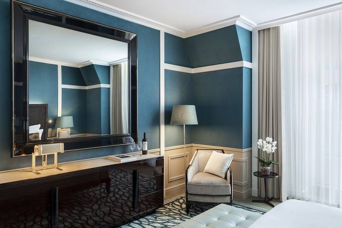 Imagen de la habitación del Hotel Maison Albar - Le Monumental Palace. Foto 5