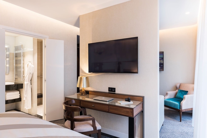 Imagen de la habitación del Hotel Maison Albar - Le Pont-neuf. Foto 14