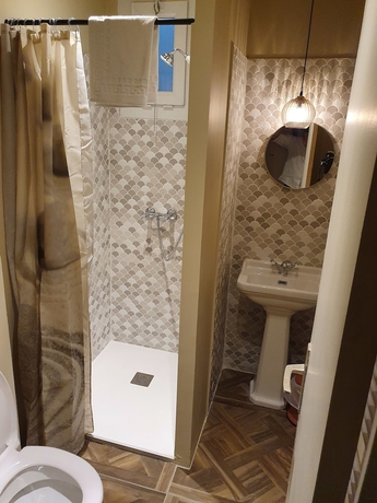 Imagen de la habitación del Hotel Maison Arquier, The Originals Relais. Foto 12