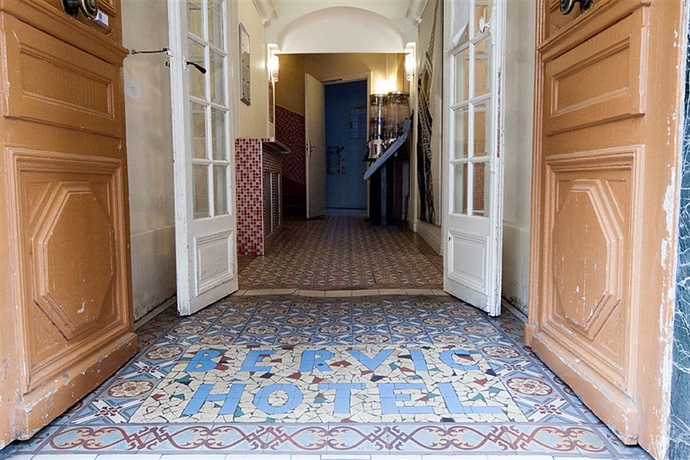 Imagen general del Hotel Maison Barbès. Foto 2