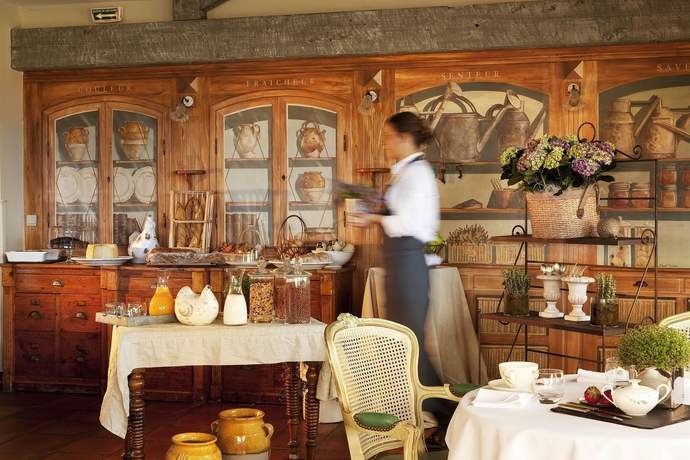 Imagen del bar/restaurante del Hotel Maison Bérard. Foto 3
