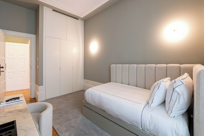 Imagen de la habitación del Hotel Maison Bleue. Foto 12