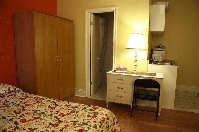 Imagen de la habitación del Hotel Maison Brunet. Foto 14