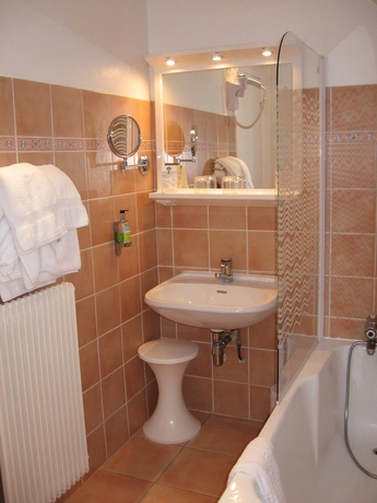 Imagen de la habitación del Hotel Maison Cabotte. Foto 11