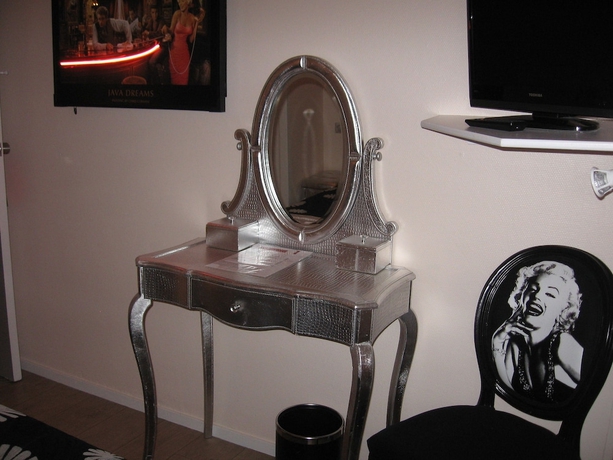 Imagen de la habitación del Hotel Maison Cabotte. Foto 12