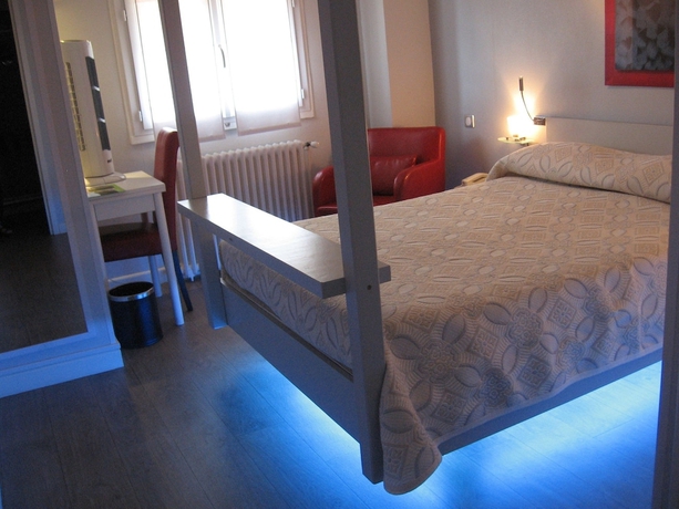 Imagen de la habitación del Hotel Maison Cabotte. Foto 15