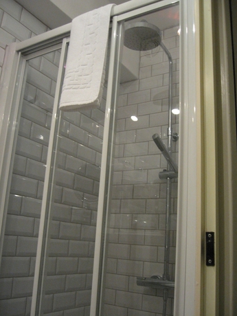 Imagen de la habitación del Hotel Maison Cabotte. Foto 18