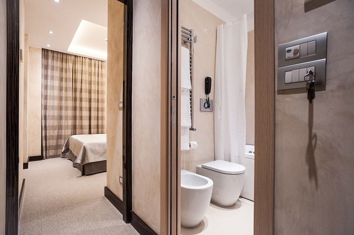 Imagen de la habitación del Hotel Maison Candia Luxury House. Foto 6