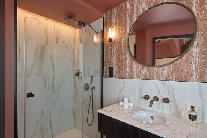 Imagen de la habitación del Hotel Maison Cassandre. Foto 2