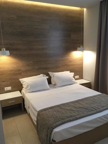 Imagen de la habitación del Hotel Maison, Chalkidona. Foto 3