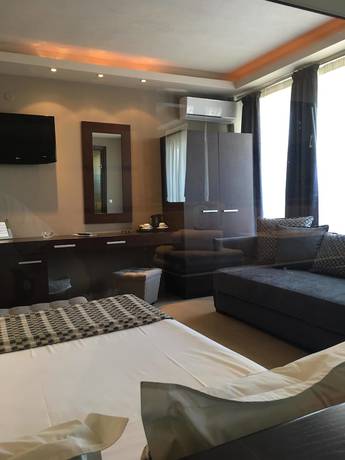 Imagen de la habitación del Hotel Maison, Chalkidona. Foto 5