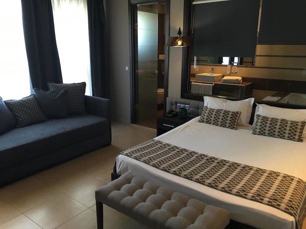 Imagen de la habitación del Hotel Maison, Chalkidona. Foto 13
