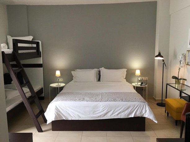 Imagen de la habitación del Hotel Maison, Chalkidona. Foto 14