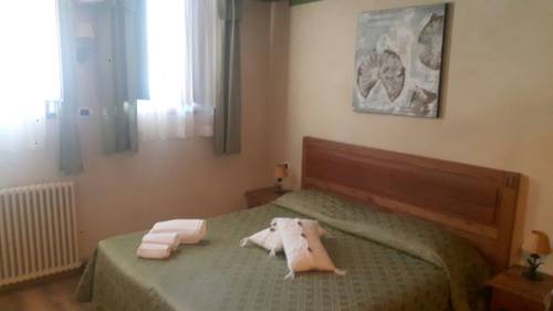 Imagen de la habitación del Hotel Maison Cly. Foto 3