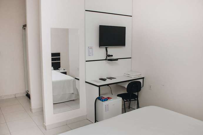 Imagen de la habitación del Hotel Maison Collection Classic. Foto 12