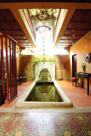 Imagen del bar/restaurante del Hotel Maison Dalabua. Foto 2