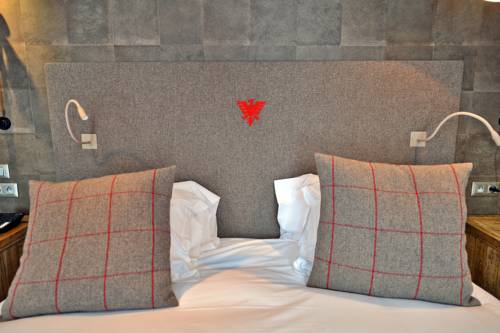 Imagen de la habitación del Hotel Maison De Famille Les 5 Fr&egrave;res. Foto 6