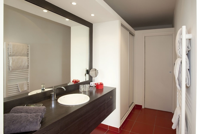 Imagen de la habitación del Hotel Maison Decoret. Foto 7