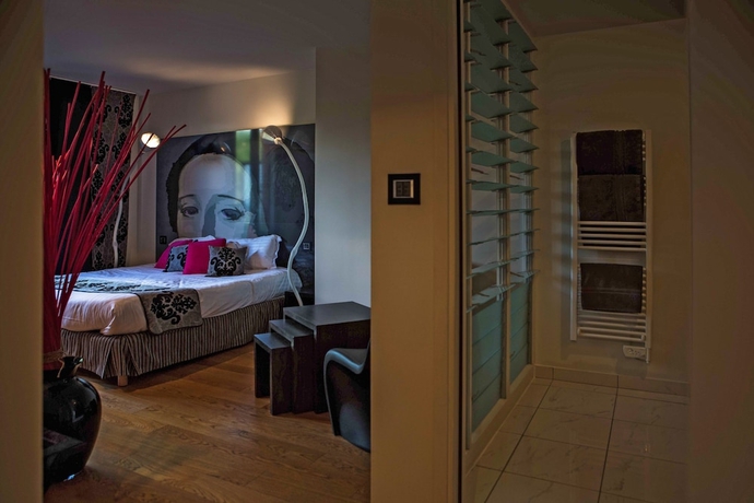 Imagen de la habitación del Hotel Maison Decoret. Foto 15