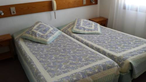 Imagen de la habitación del Hotel Maison Des Croisades. Foto 11