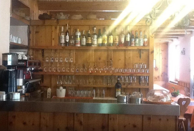 Imagen del bar/restaurante del Hotel Maison Des Myrtilles. Foto 2