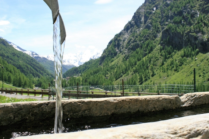 Imagen de los exteriores del Hotel Maison Des Myrtilles. Foto 11