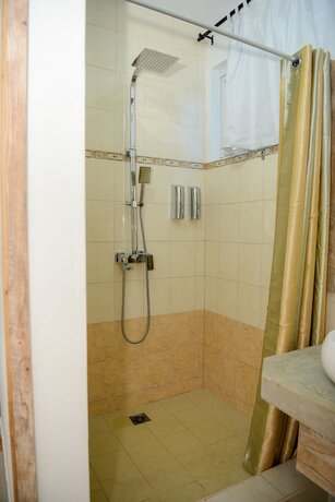 Imagen general del Hotel Maison Du Nord. Foto 2