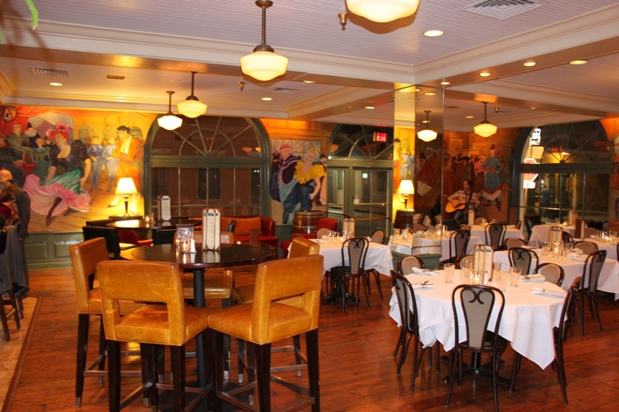 Imagen del bar/restaurante del Hotel Maison Dupuy. Foto 7