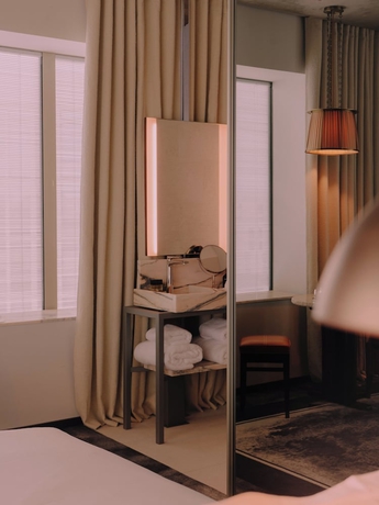 Imagen de la habitación del Hotel Maison Heler Metz, Curio Collection By Hilton. Foto 3
