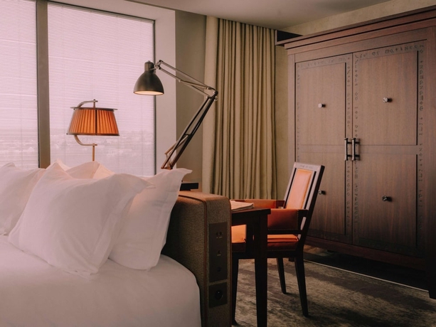 Imagen de la habitación del Hotel Maison Heler Metz, Curio Collection By Hilton. Foto 11