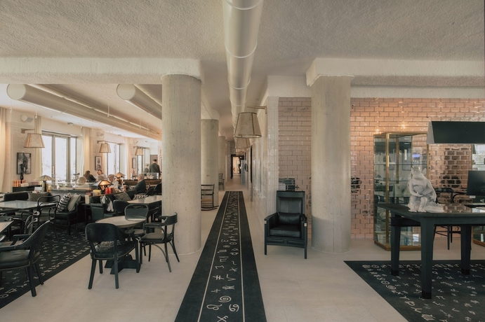 Imagen de los interiores del Hotel Maison Heler Metz, Curio Collection By Hilton. Foto 15