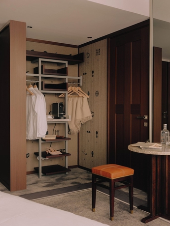 Imagen de la habitación del Hotel Maison Heler Metz, Curio Collection By Hilton. Foto 12