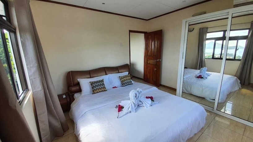 Imagen de la habitación del Hotel Maison L\'Horizon. Foto 9