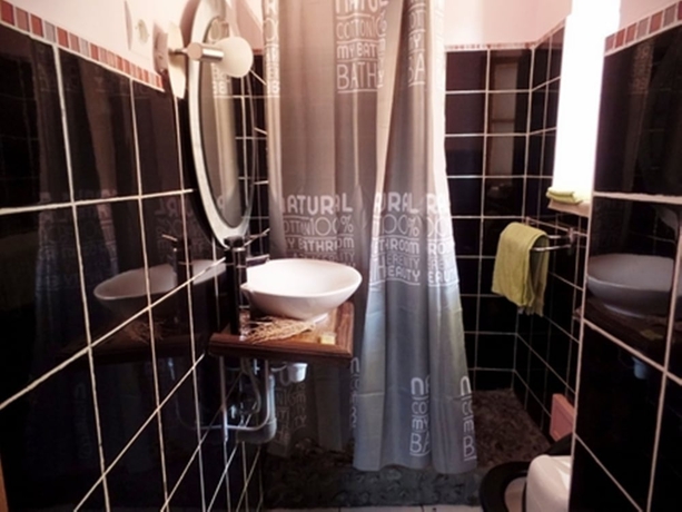 Imagen de la habitación del Hotel Maison Lovasoa. Foto 8