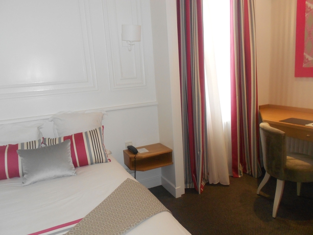 Imagen de la habitación del Hotel Maison Lutetia R. Foto 4
