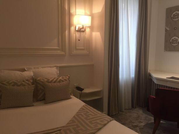 Imagen de la habitación del Hotel Maison Lutetia R. Foto 5
