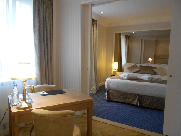 Imagen de la habitación del Hotel Maison Lutetia R. Foto 12