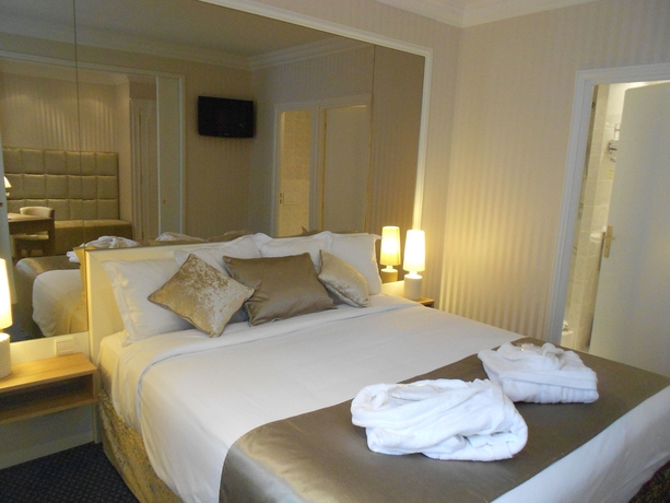 Imagen de la habitación del Hotel Maison Lutetia R. Foto 13