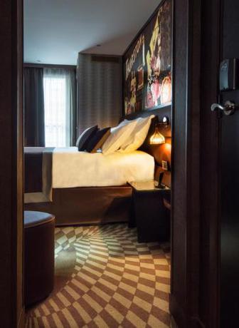 Imagen de la habitación del Hotel Maison Monceau. Foto 6