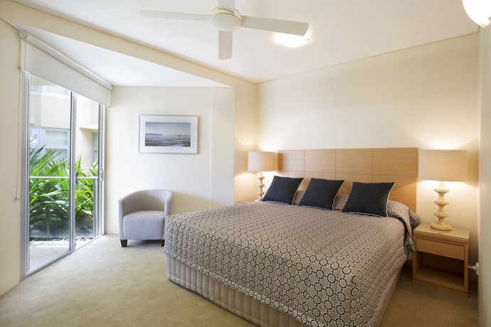Imagen de la habitación del Hotel Maison Noosa Beachfront Resort. Foto 3