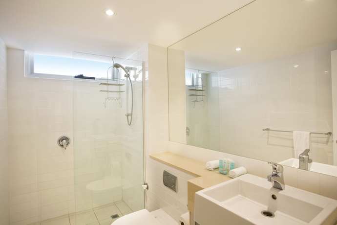 Imagen de la habitación del Hotel Maison Noosa Beachfront Resort. Foto 9