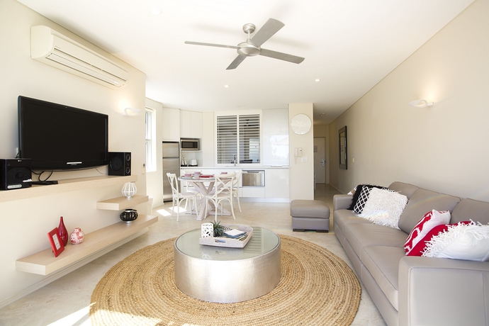 Imagen de los interiores del Hotel Maison Noosa Beachfront Resort. Foto 15