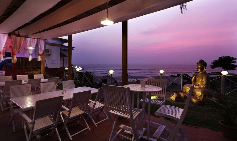 Imagen del bar/restaurante del Hotel Maison Ocean Retreat. Foto 1