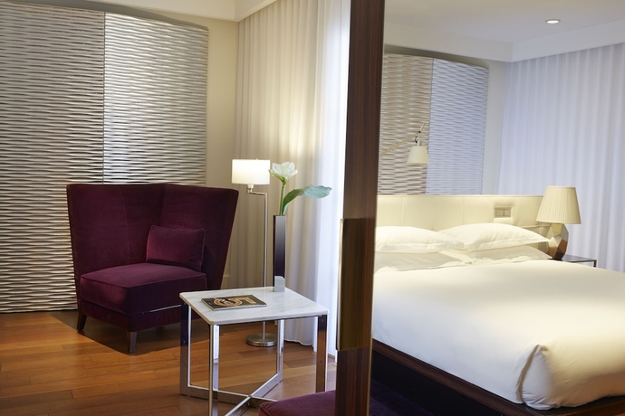 Imagen de la habitación del Hotel Maison Pic. Foto 4